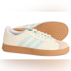 NEW IN BOX Adidas VL Court Base sneaker